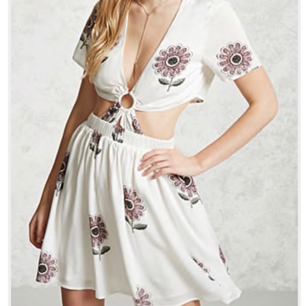 Forever 21 Daisy One Piece Crop Top & Skirt Set